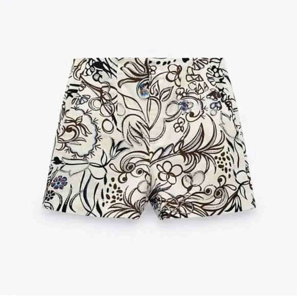 ZARA Ecru Printed Jewel High Waisted Shorts
Women's Size Small - Picture 2 of 8